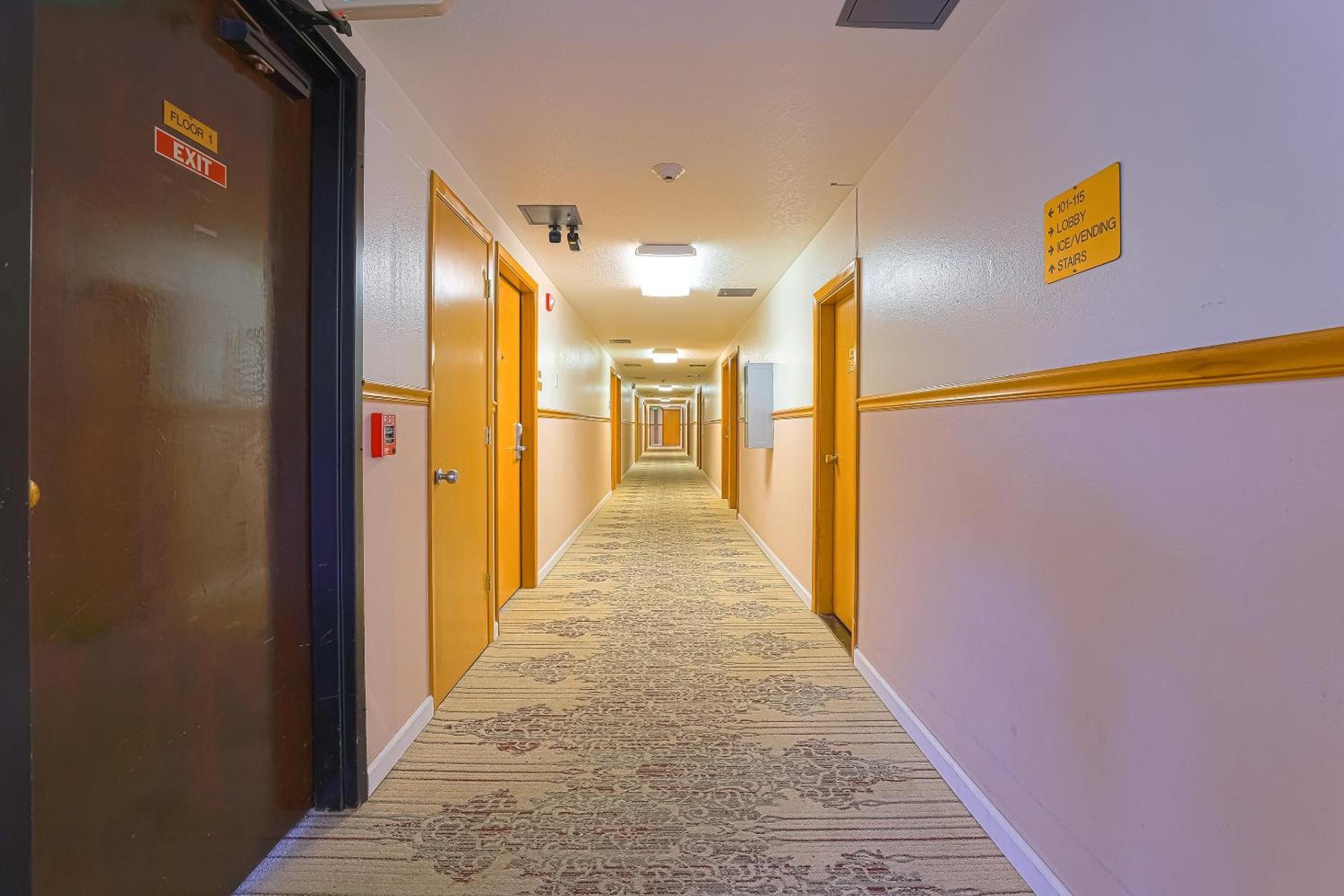 Coastal Inn By Oyo Lincoln City - Oregon Coast Hwy Экстерьер фото