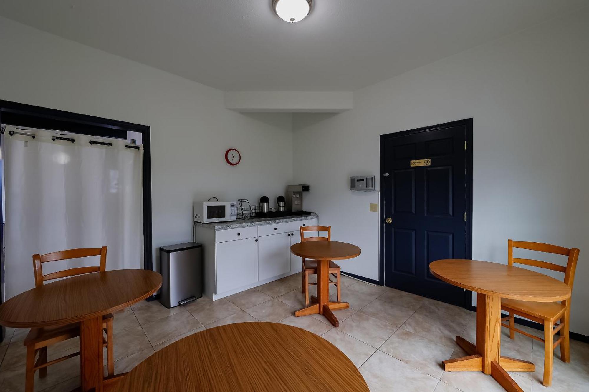 Coastal Inn By Oyo Lincoln City - Oregon Coast Hwy Экстерьер фото
